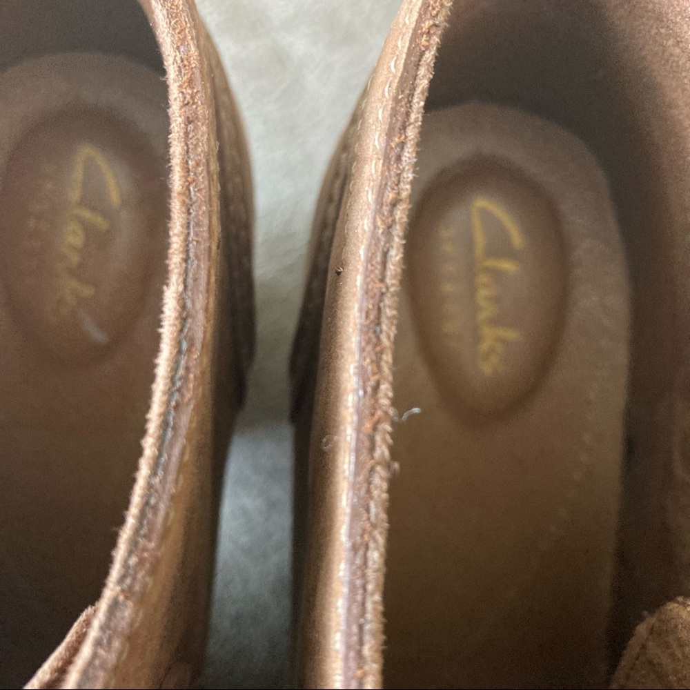 Clarks Artisan Leather Ankle Boot - Picture 6 of 7